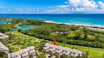 2703 Fairway Dr N in Jupiter, FL - Building Photo