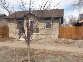 318 E Routt Ave in Pueblo, CO - Building Photo
