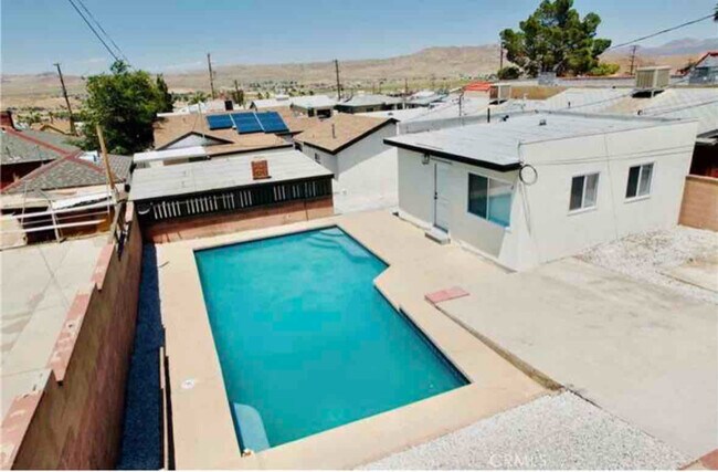 312 E Fredricks St-Unit -Suite A in Barstow, CA - Building Photo - Building Photo