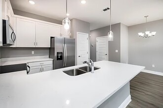 319 Carmel Dr, Unit 17 in Fort Walton Beach, FL - Foto de edificio - Building Photo