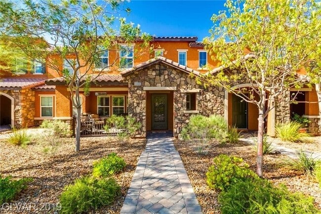 property at 3008 Bicentennial Pkwy