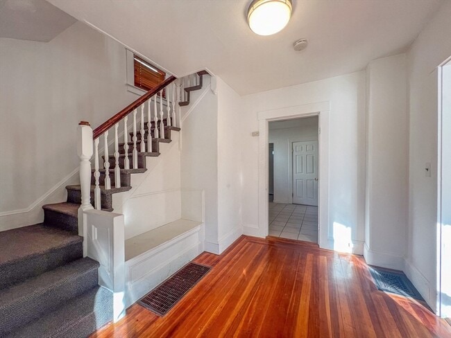 1146 Chestnut St in Newton, MA - Building Photo - Building Photo