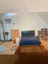 764 Lenore Ln in Elmont, NY - Foto de edificio - Building Photo
