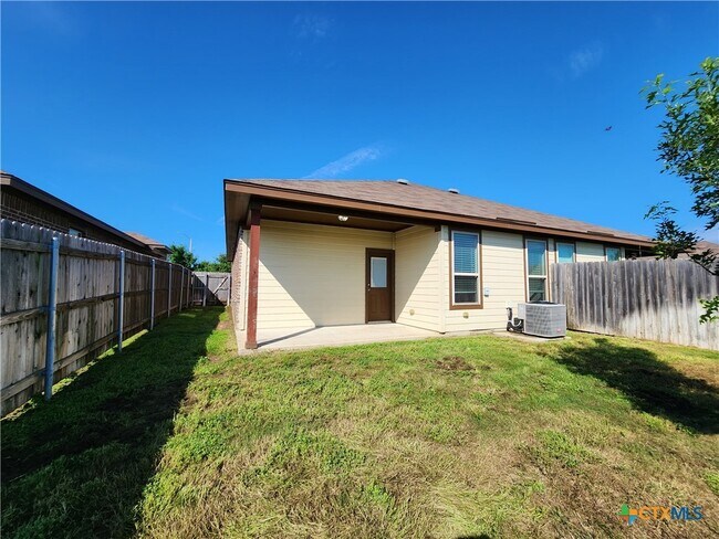 property at 1119 Creekside Orchard