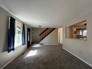 6327 W 93rd Ave in Westminster, CO - Building Photo - Building Photo