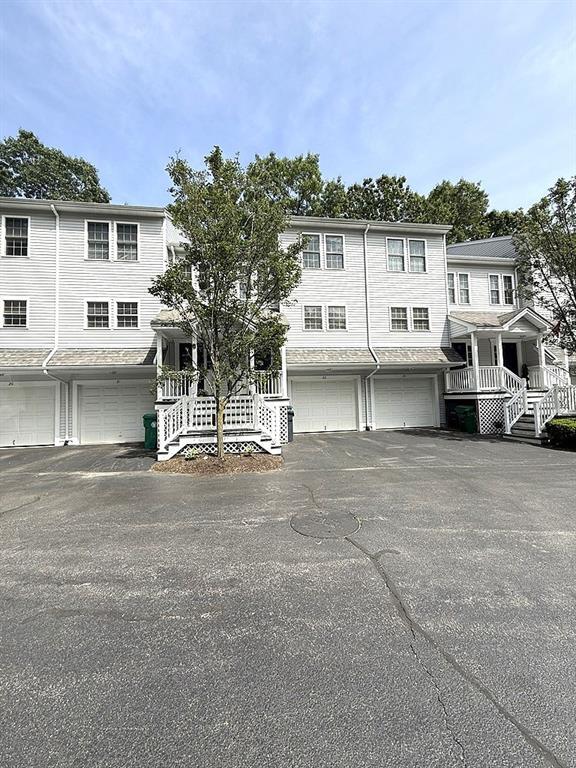 property at 881 Greenwich Ave