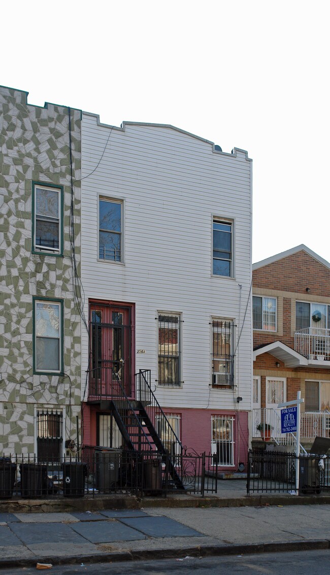 256 Kosciusko St in Brooklyn, NY - Building Photo - Building Photo