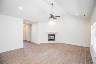924 Parker Ln in Pea Ridge, AR - Building Photo - Building Photo