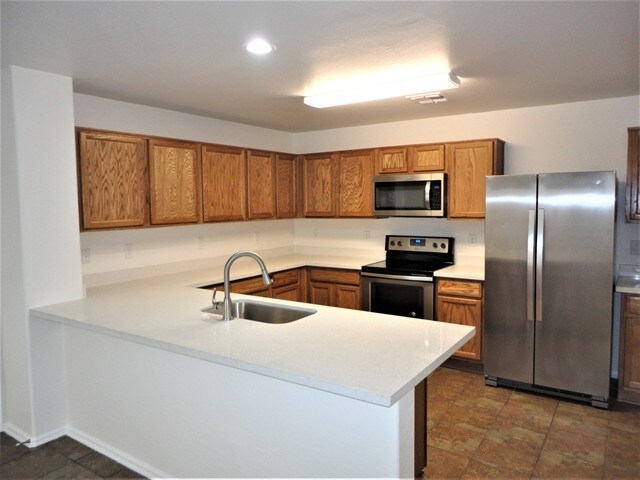 1033 S Deerfield Ln in Gilbert, AZ - Building Photo - Building Photo