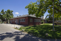 11640-11824 Comanche Dr in Arvin, CA - Foto de edificio - Building Photo