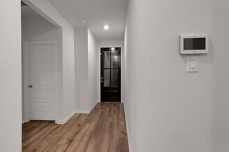 3025 Charyn Wy in Canyon Lake, TX - Building Photo - Building Photo