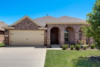 2700 Ainsworth Rd in Aubrey, TX - Building Photo - Building Photo