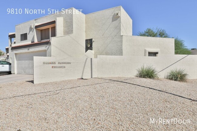 9810 N 5th St in Phoenix, AZ - Foto de edificio - Building Photo