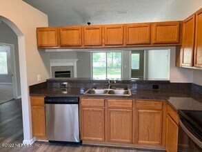 1747 Loch Leven Ct in Orange Park, FL - Building Photo - Building Photo