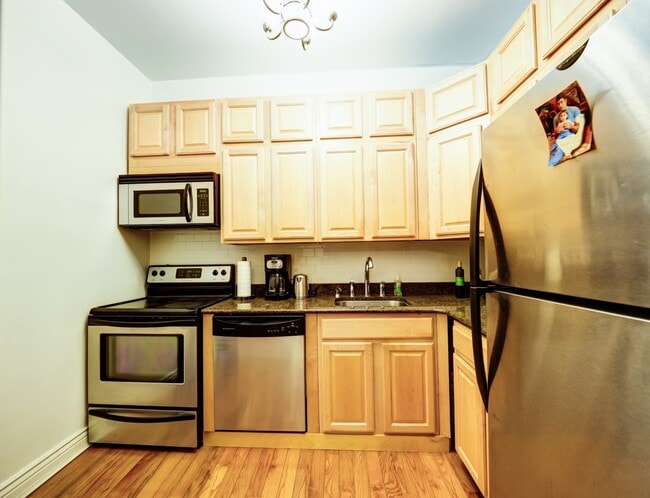 264 9th St, Unit 3F in Jersey City, NJ - Building Photo - Building Photo