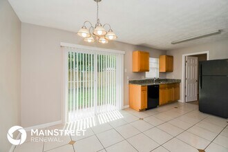 1019 Winstonian Way St in Jacksonville, FL - Building Photo - Building Photo