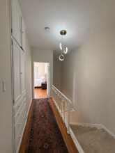 439 S Sherbourne Dr in Los Angeles, CA - Foto de edificio - Building Photo