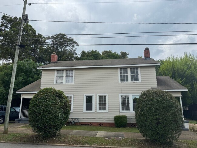 property at 20-24 S Pennsylvania St