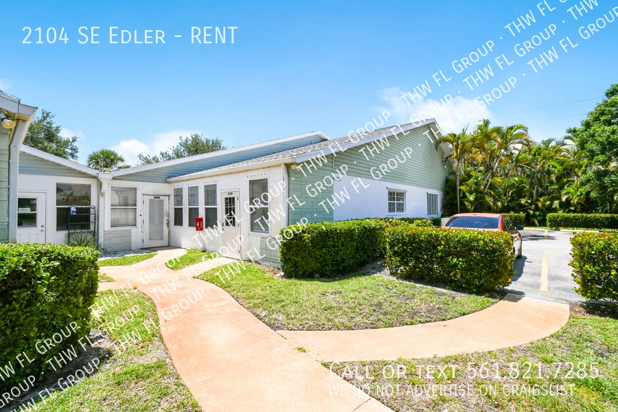 2104 SE Edler Dr in Stuart, FL - Building Photo