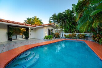 1016 NE 26th Ave in Pompano Beach, FL - Building Photo - Building Photo