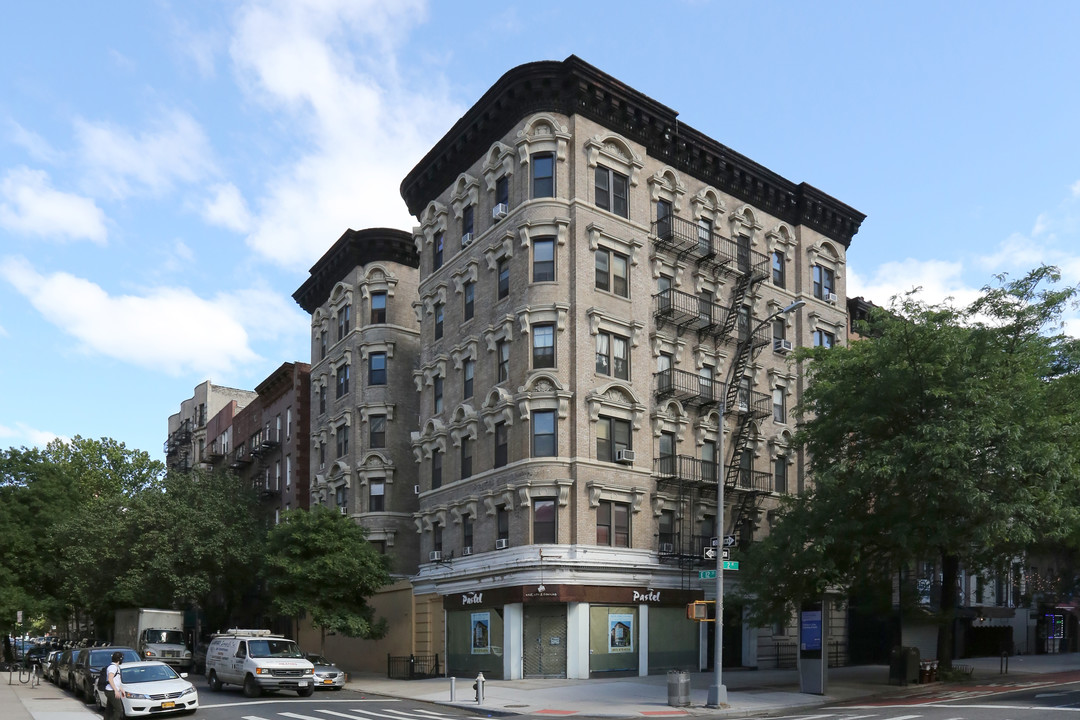 193-195 Second Ave in New York, NY - Building Photo