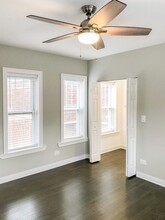 5200 N Damen Ave, Unit 3 in Chicago, IL - Building Photo - Building Photo