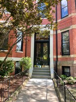 331 Beacon St, Unit 1 in Boston, MA - Building Photo