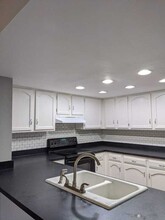 4819 Puritan Cir in Tampa, FL - Building Photo - Building Photo