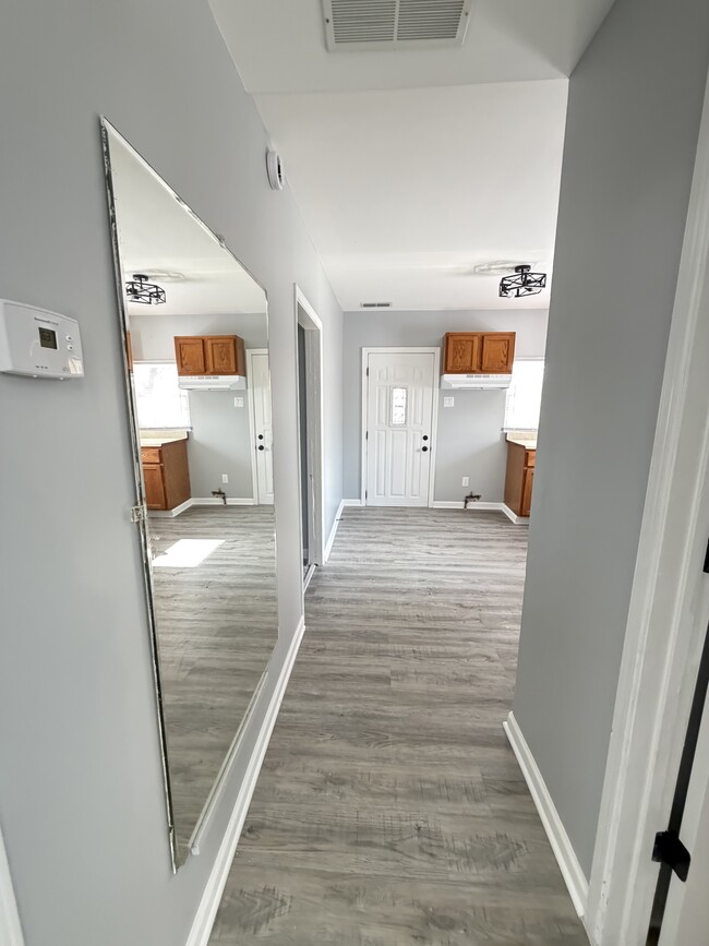 2729 New Jersey St in Lake Station, IN - Building Photo - Building Photo