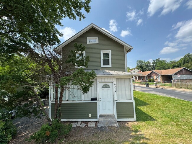 9514 Grant Ave in Manassas, VA - Building Photo - Building Photo