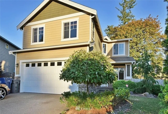 property at 4418 137th Pl SE