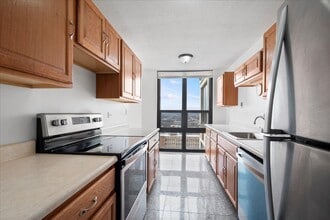 5100 N Marine Dr in Chicago, IL - Building Photo - Building Photo