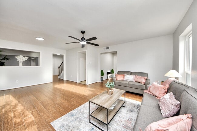 property at 18209 Vinland Dr