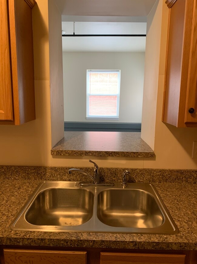 535 E Orange St, Unit 1 bed 2B in Lancaster, PA - Building Photo - Building Photo