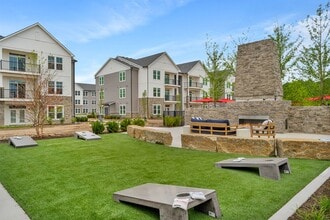 Harrison Landing Apartments in Perrysburg, OH - Foto de edificio - Building Photo