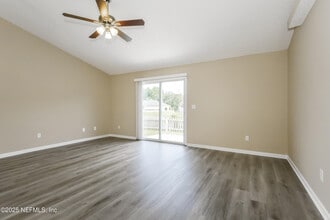 1368 Summerbrook Dr in Middleburg, FL - Building Photo - Building Photo