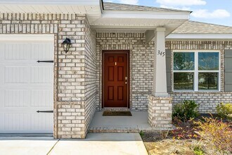 345 Polaris Pl in Freeport, FL - Building Photo - Building Photo