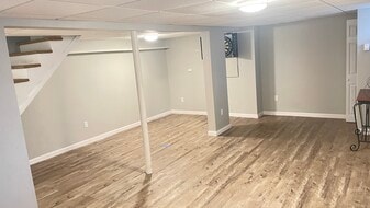 76 Houlton St in Swansea, MA - Building Photo