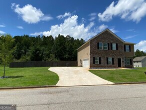 20 Triumph Trail in Covington, GA - Building Photo - Building Photo