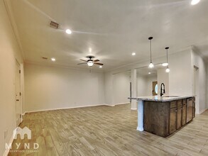 3638 Lydia St in Houston, TX - Foto de edificio - Building Photo