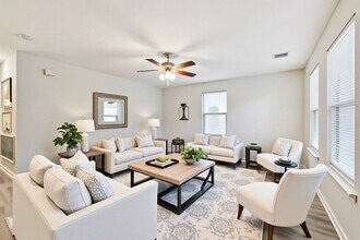 617 Avenue I in Conroe, TX - Building Photo - Building Photo