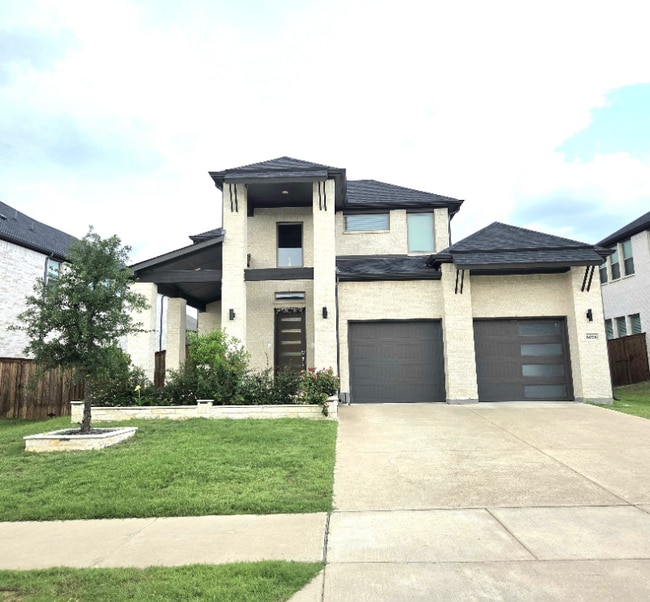 property at 8066 Glastonbury Dr