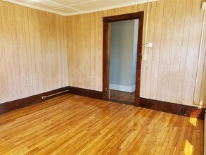 4 Elm St-Unit -301 in Lancaster, NH - Building Photo - Building Photo