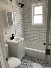 122 E Fulton St in Long Beach, NY - Foto de edificio - Building Photo