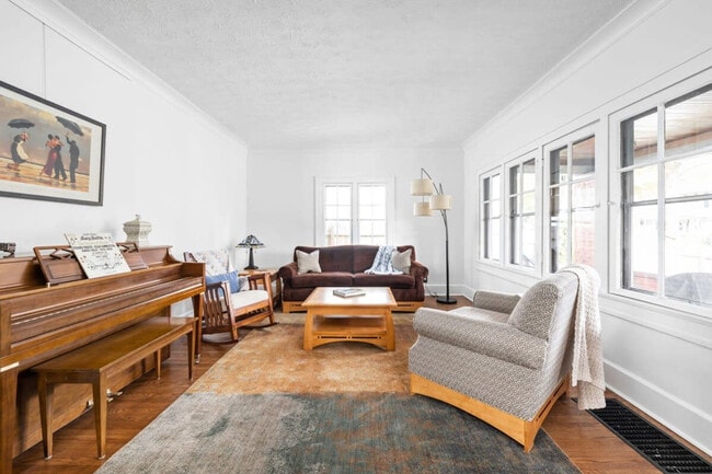property at 4452 Carrollton Ave