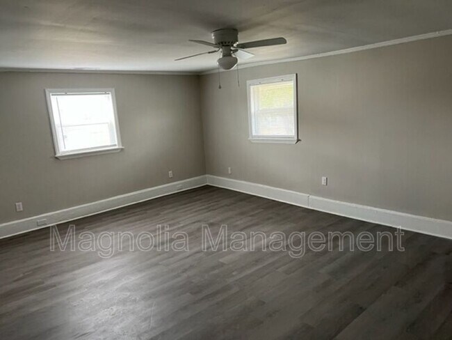 214 Walnut St in Henderson, NC - Building Photo - Building Photo