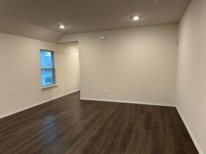 3213 Perman Dr in Mesquite, TX - Building Photo - Building Photo