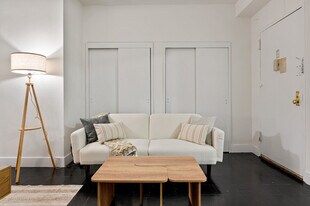 420 Lexington Ave in New York, NY - Building Photo