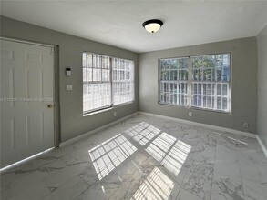 1941 NW 58th St in Miami, FL - Building Photo - Building Photo