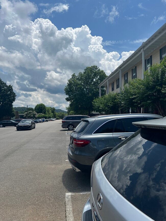 property at 900 Mountain Creek Rd